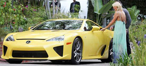 前男友送的30岁生日礼物希尔顿的LFA售49.59万美元