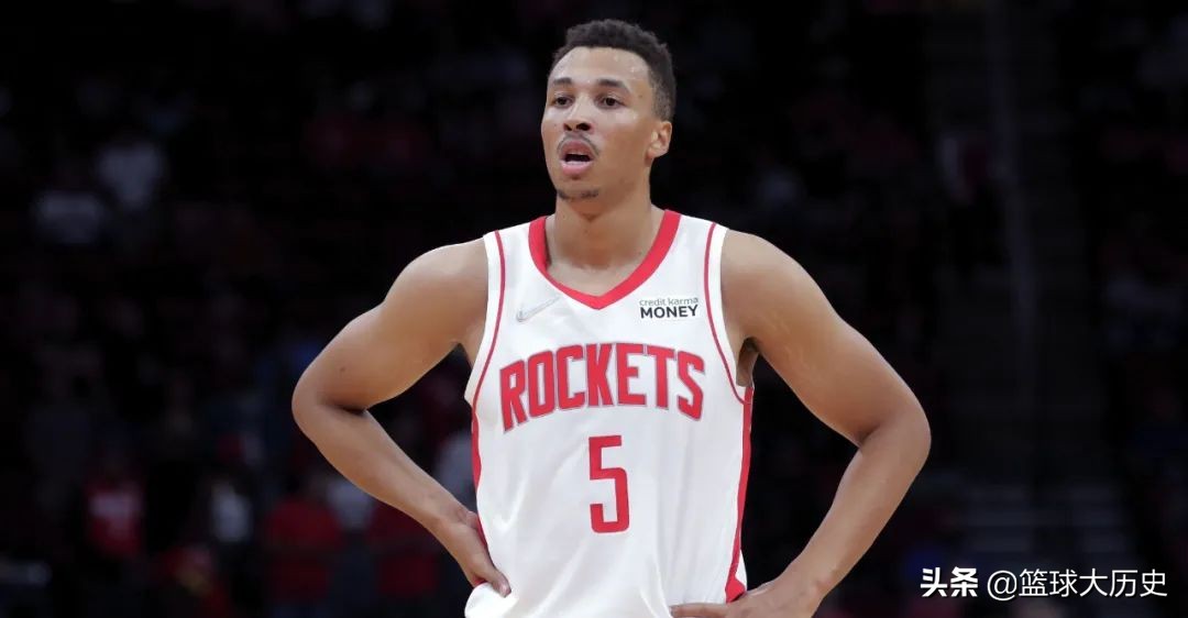 再见，玻璃之王！3年1622万，说裁就裁