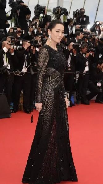 真正的女王从来无惧上战场视频,真正的女王王者荣耀