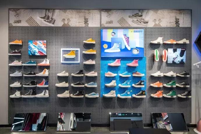 杨幂代言fanbeauty,杨幂同款迪奥冲锋衣