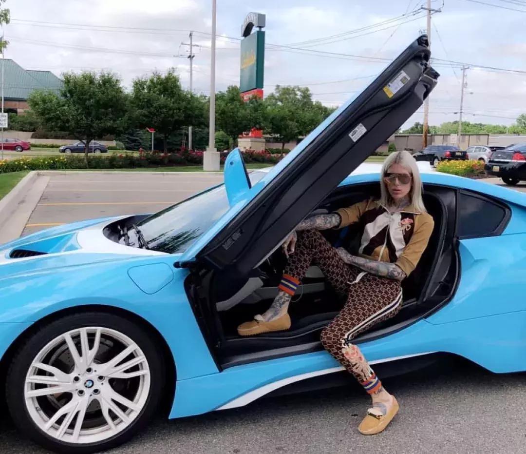 想要改变自己那就从头做起,想要改变那就从现在开始