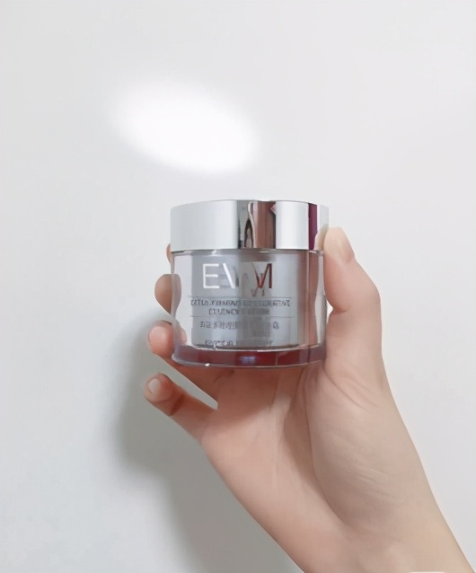 适合30岁用的平价面霜性价比高的,40-50岁适合用的平价抗皱面霜