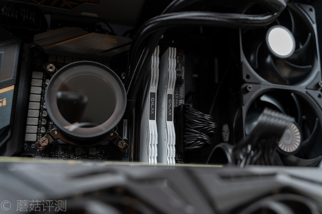 影驰4000hofextreme超频,影驰hofddr43600超频