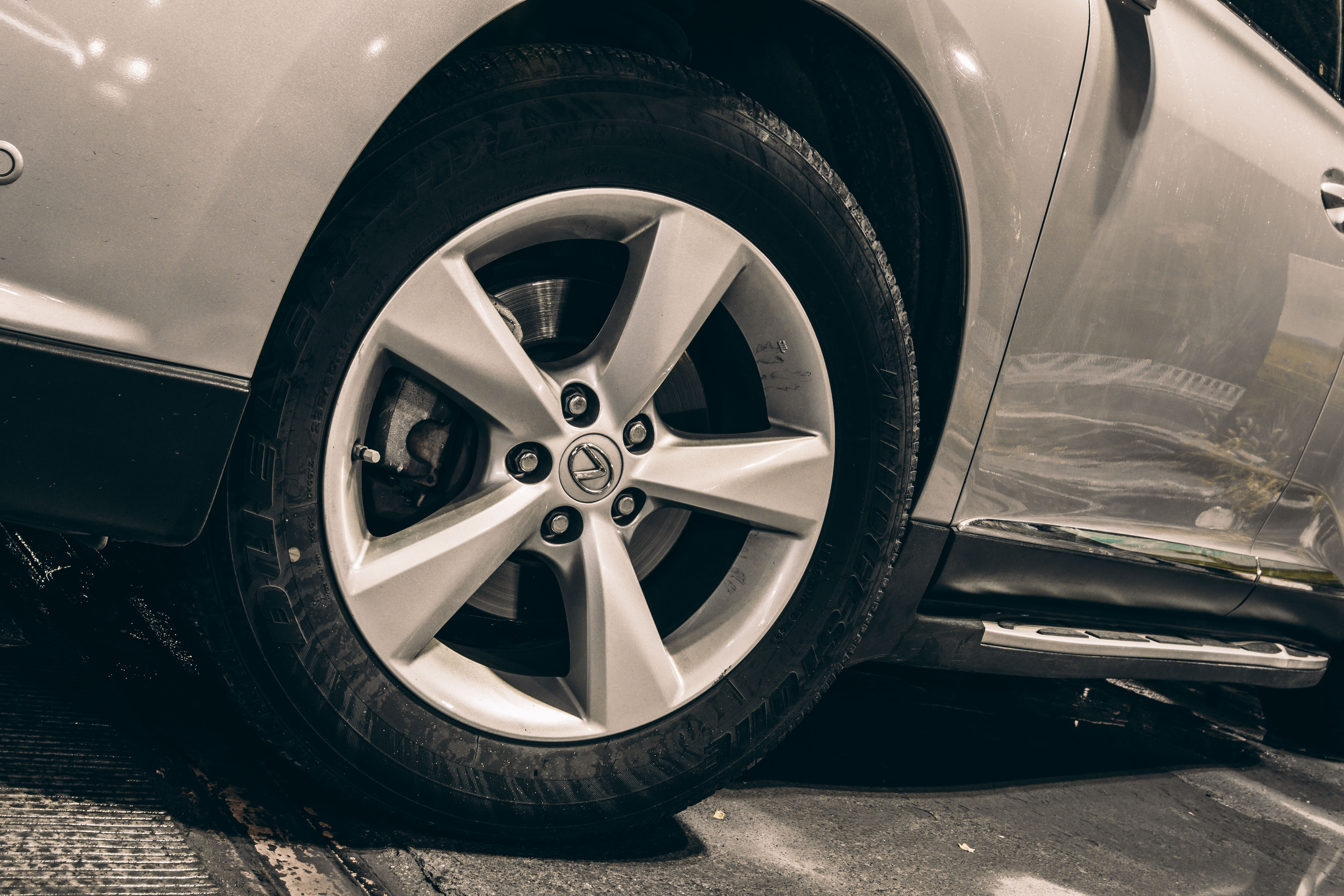 雷克萨斯rx10万公里,雷克萨斯rx十万公里后有什么通病