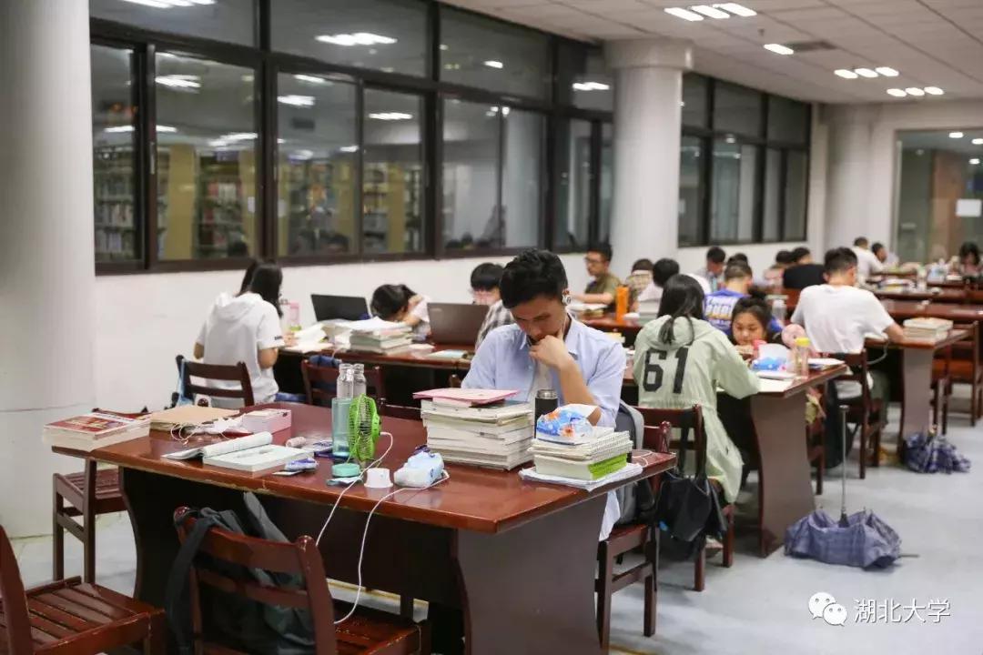 湖北大学开学第一天，湖大人上“新”了