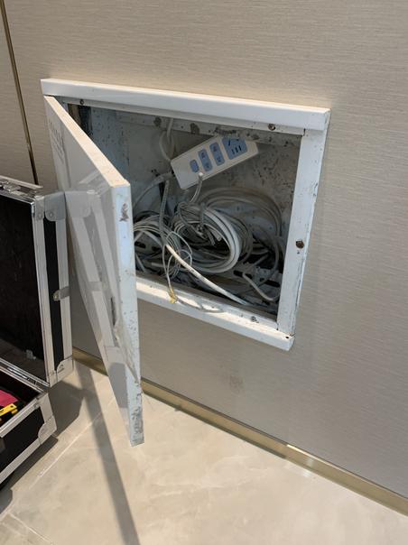 漏水漏成水帘洞，中央空调声音似拖拉机！禹洲滨之江，5000元一平的精装变“惊装”