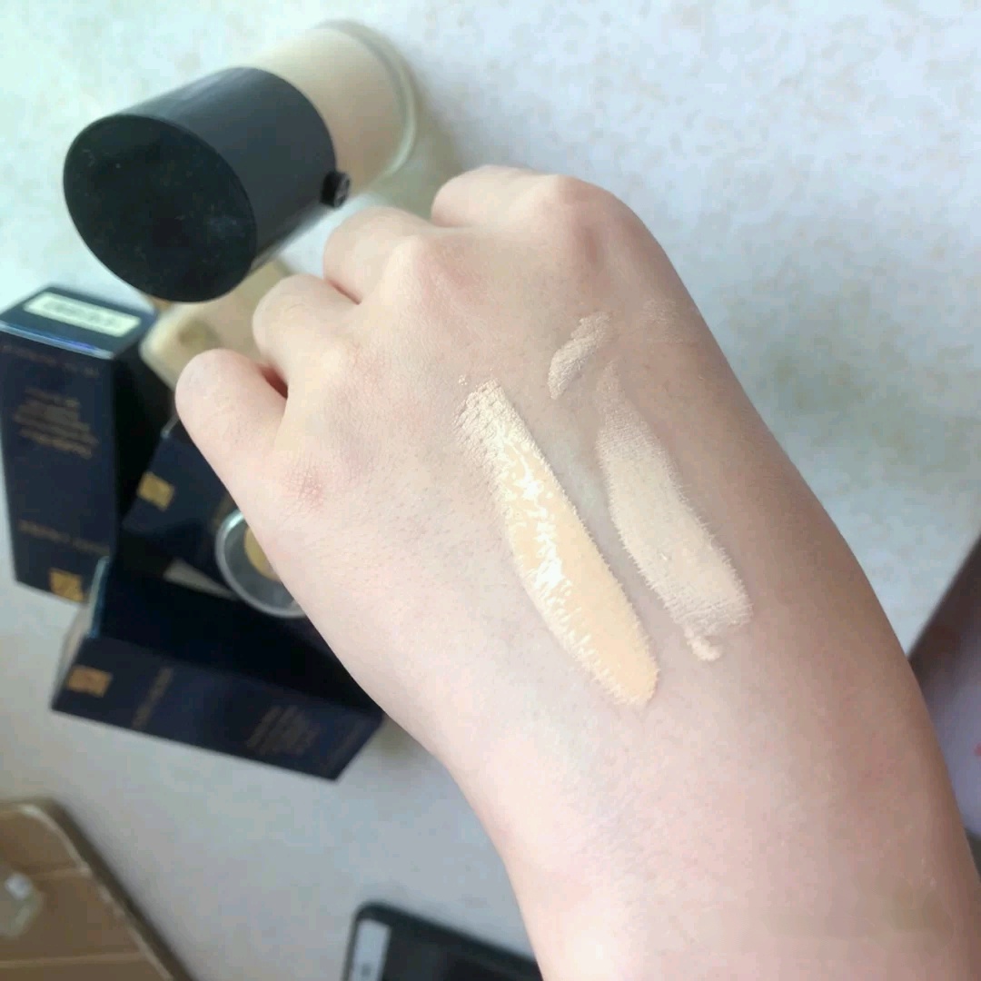 热门粉底液红黑榜干皮,dw粉底液和兰蔻持妆粉底液对比