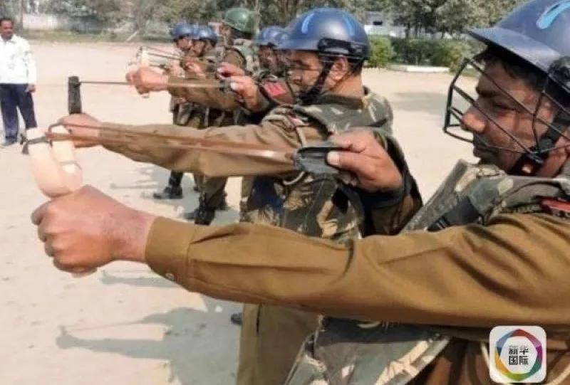 印度阅兵农民,印度阅兵大批农民开拖拉机抗议