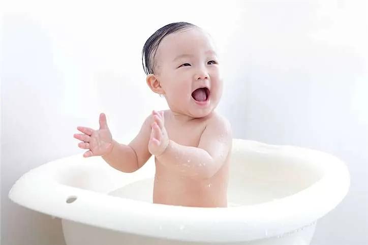 春季过敏湿疹及联合用药视频,春季湿疹怎么消除最快