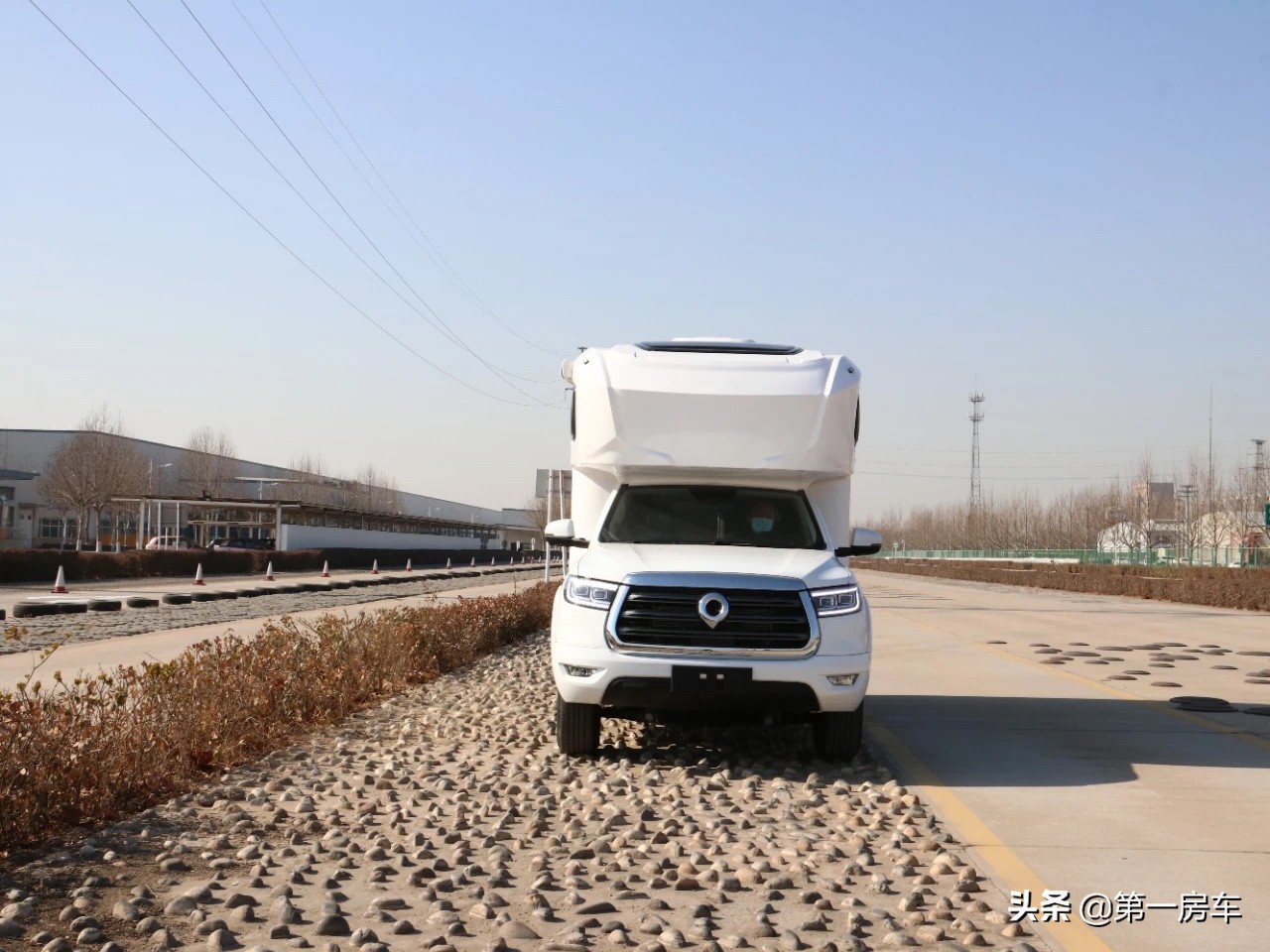 长城炮房车底盘升级气囊,长城炮4座房车测评