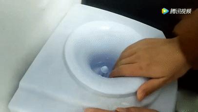饮水机里面的水比马桶还脏,饮水机里的水比马桶里的水还要脏