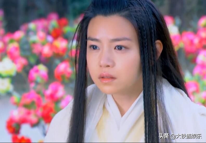 这4位女星太难了!被一位女配艳压不算啥,个个女配都吊打才尴尬