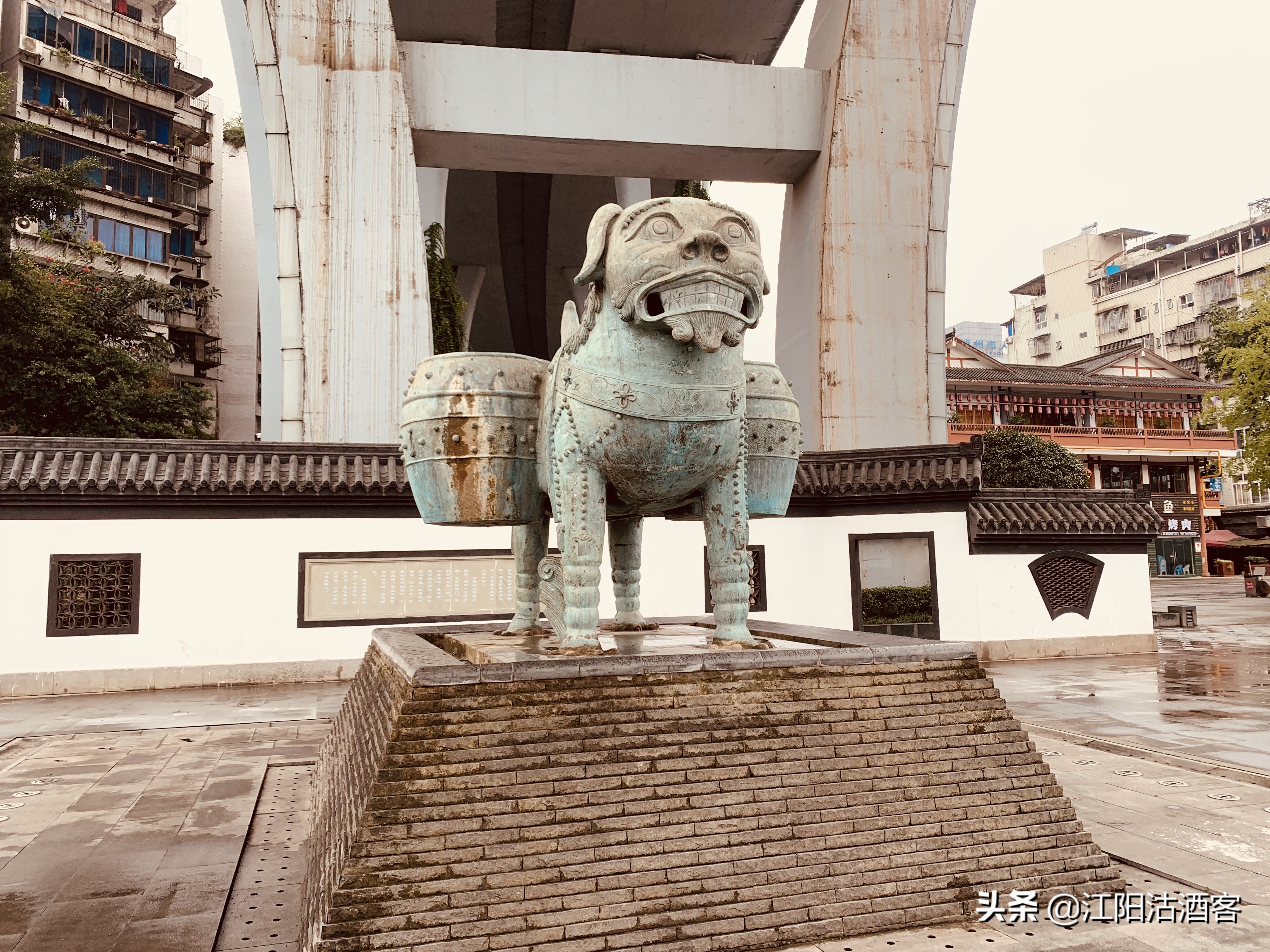 七旬老人讲述烈士的故事,七旬老人的传奇故事