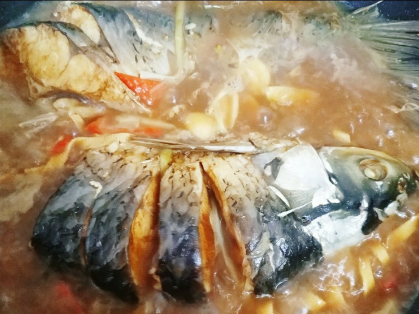 家常干锅草鱼的做法,家常草鱼火锅的做法窍门是什么