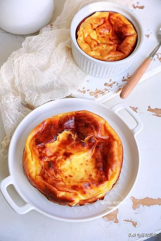 用酸奶做蛋糕不用淀粉不用烤箱,酸奶淀粉蛋糕