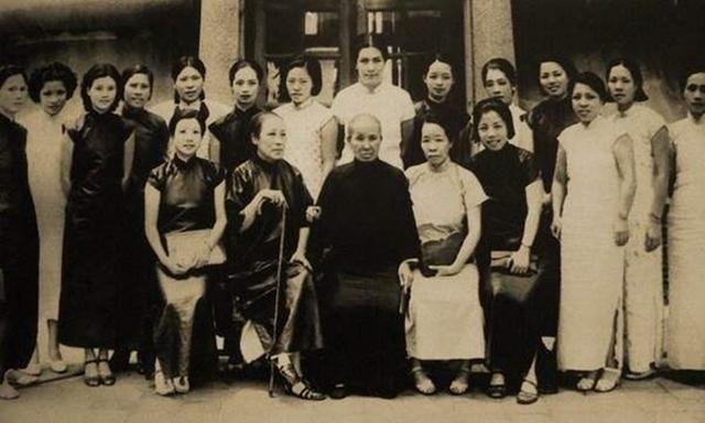 双枪老太婆赵洪文国儿子被谁杀的,真实的双枪老太婆赵洪文