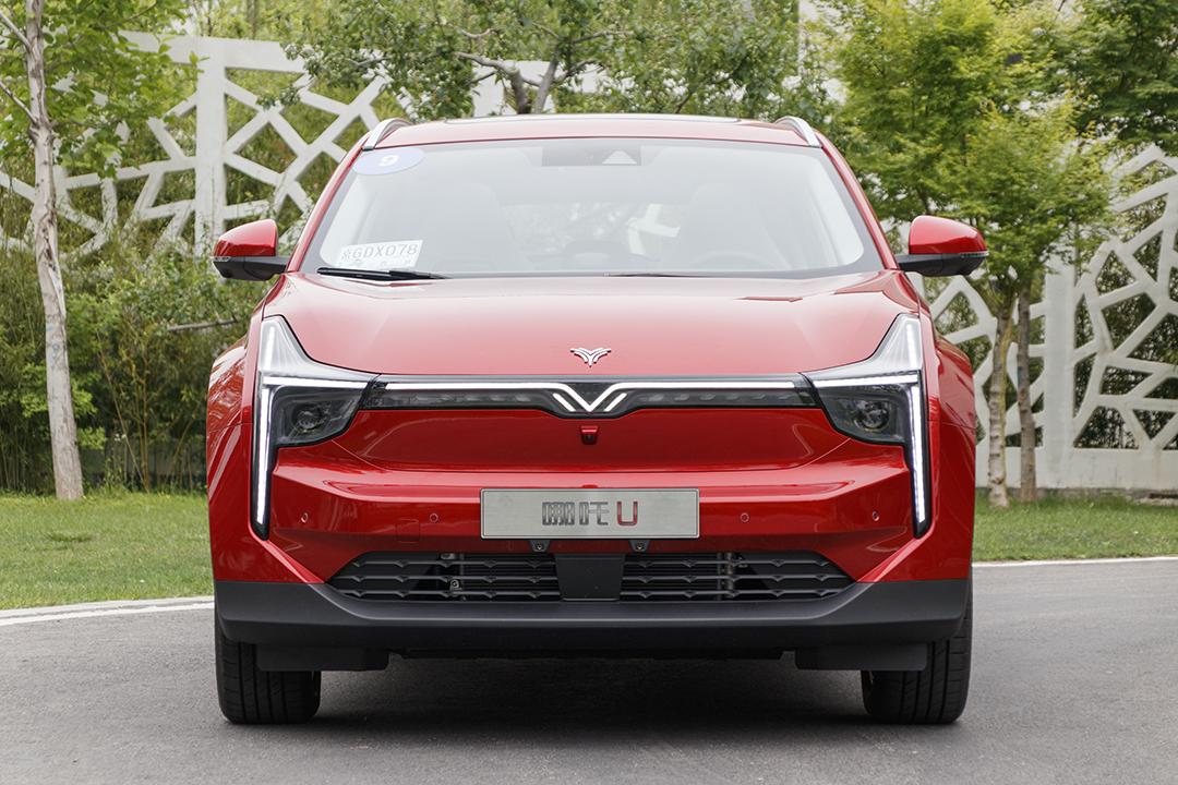 哪吒u新能源汽车推荐2021驾驭版,透明a柱的车