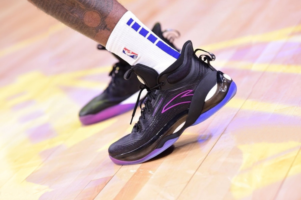 安踏零跑和安踏马赫有什么不同,安踏国潮与安踏是同一个品牌吗