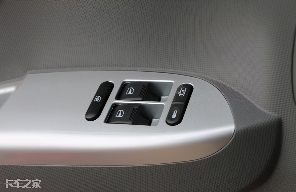 轻量化轻卡视频,轻量化宽体轻卡