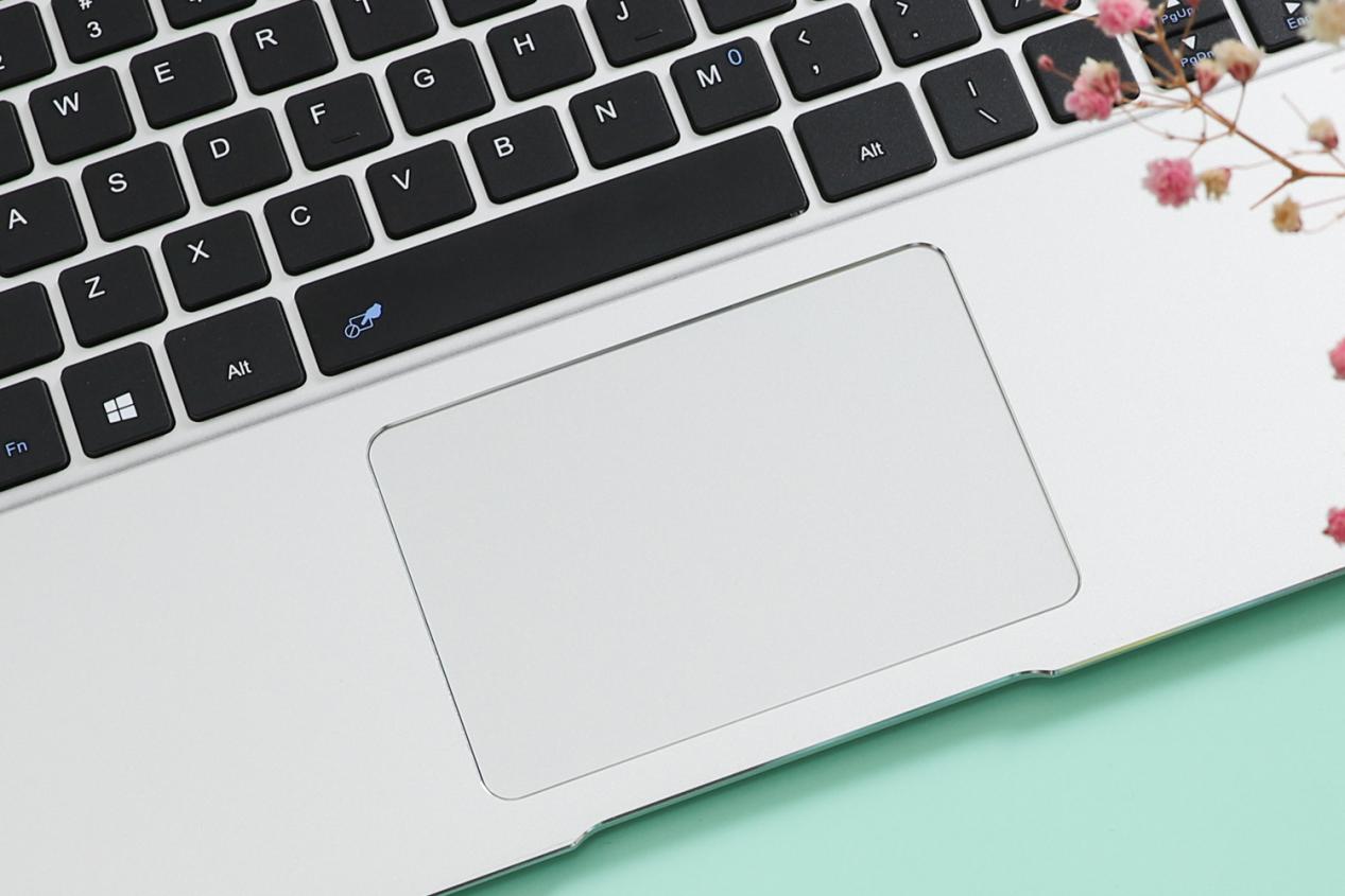 网课不翻车!把手里的iPad砸了吧,千元级3K分辨率笔记本不香?