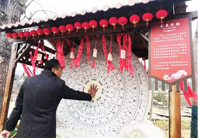 免费梦幻灯光节,梦幻灯光节免费门票