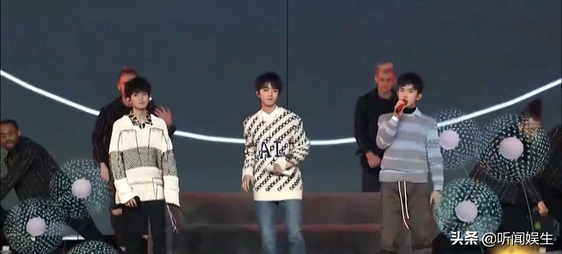 tf微博之夜歌曲,2019微博之夜tfboys完整舞台