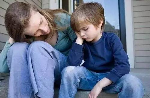 儿童火气大容易发脾气是什么原因,孩子脾气火气大怎么回事