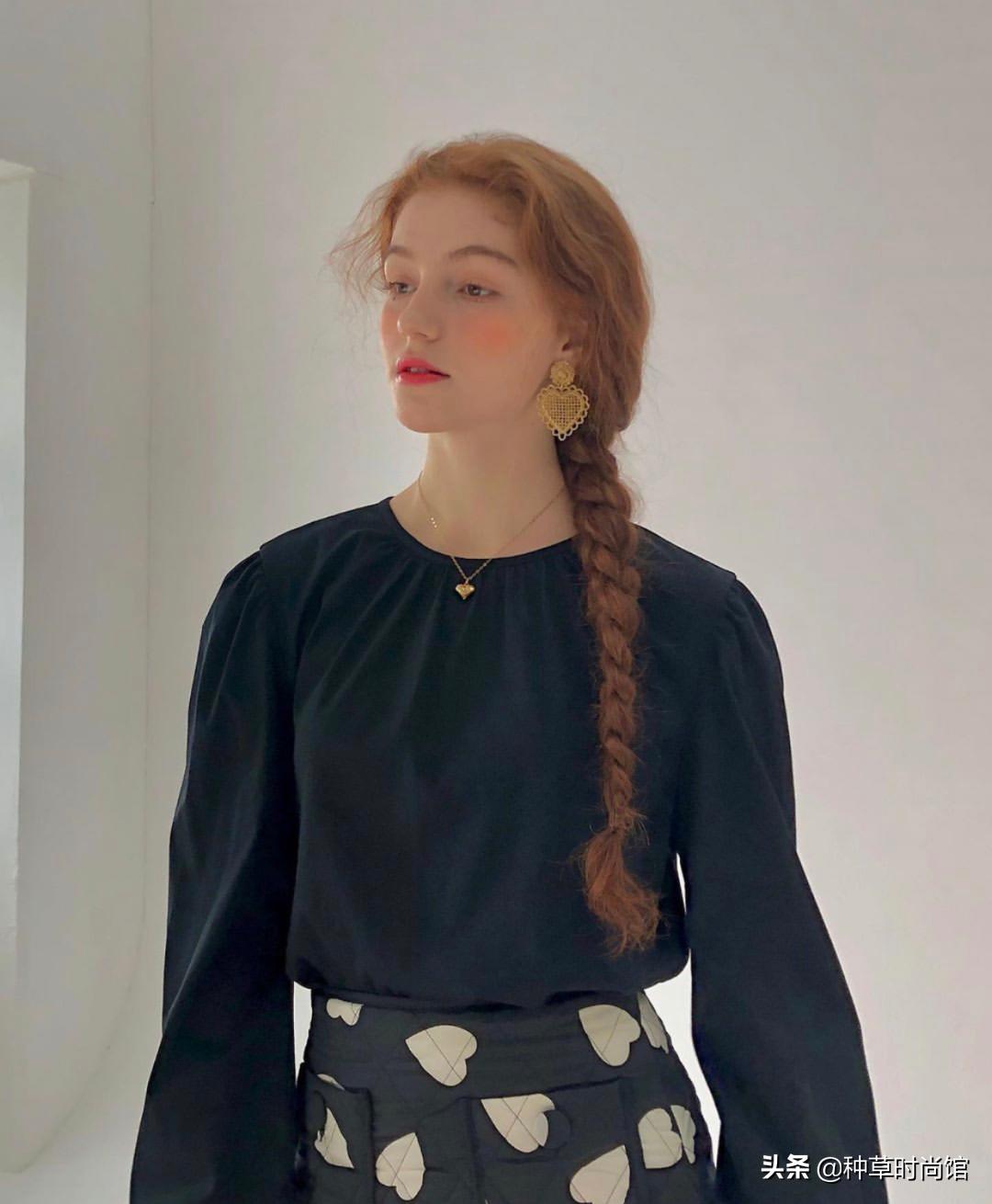 别再烫羊毛卷了！今夏“奶茶发”火了，超洋气