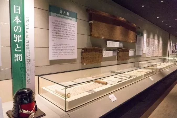 日本明治大学「拷问博物馆」中唯一的“钢铁处女”,有点恐怖