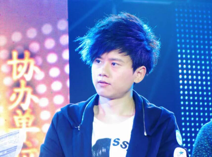 张杰抑郁症视频完整版,张杰得抑郁症