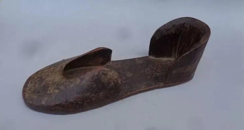 收藏鞋子买什么码最好,怎样收藏鞋子的小妙招