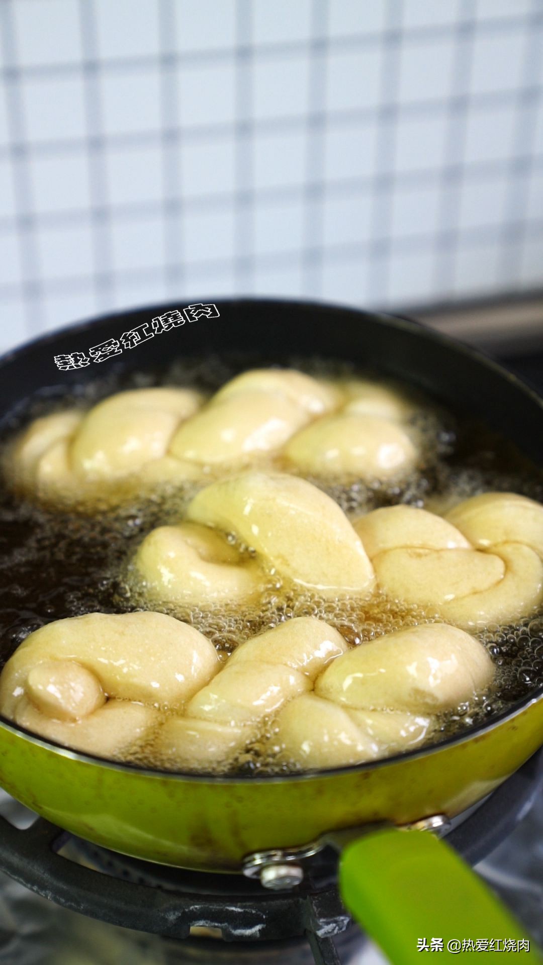 面粉别总是蒸包子,面粉加鸡蛋蒸馒头最简单的做法