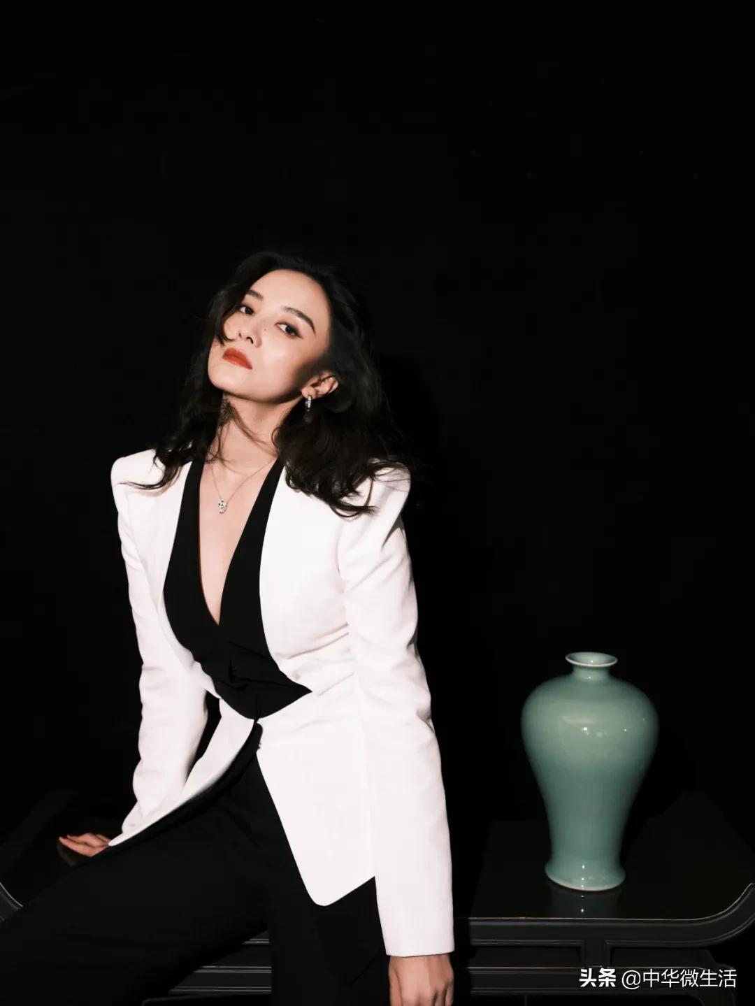 宋佳大方得体彰显优雅迷人气质,宋佳出席红毯照片