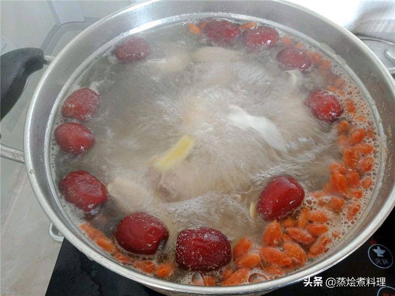 家常鸡肉火锅怎么做才好吃,冬天养生火锅做法大全