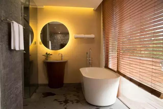 40岁大叔钓鱼,40岁大叔买下一座岛