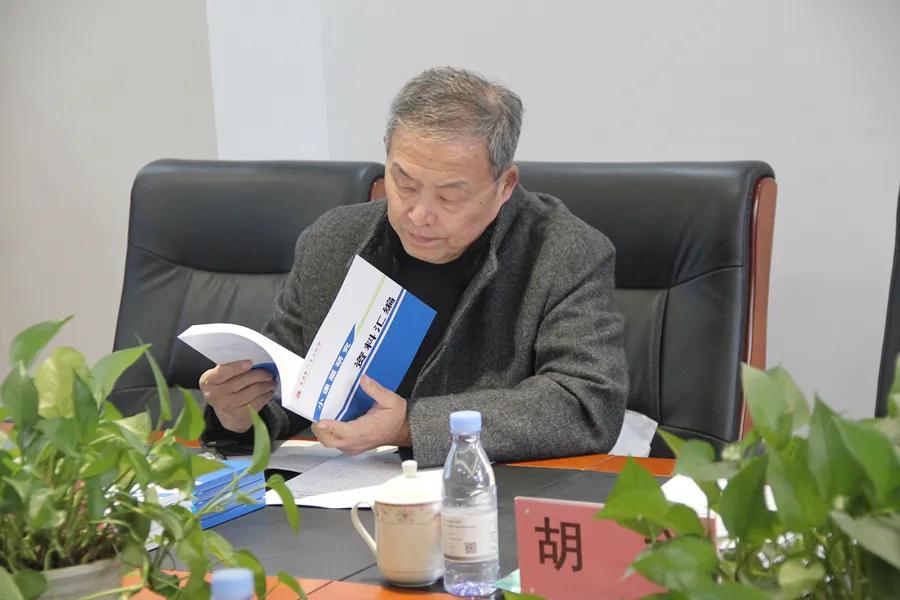 重庆评估院、西南大学等专家组成员莅临重庆市六十五中学调研