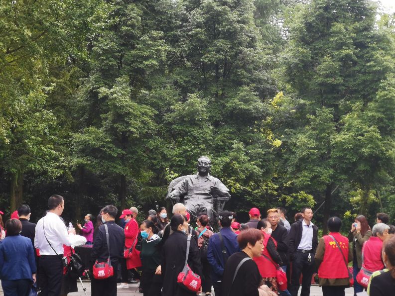 没啥资源的营山县靠什么营生？听小康说小康