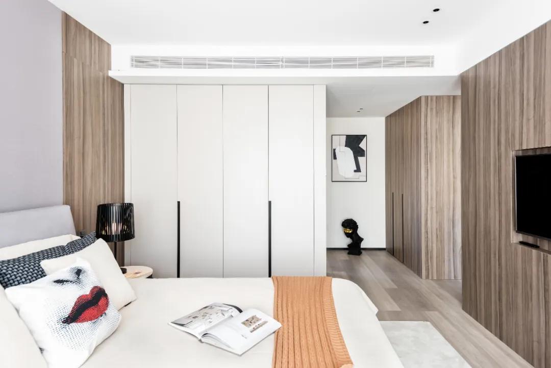 175平米轻奢风格装修,小户型黑白灰原木色极简风格