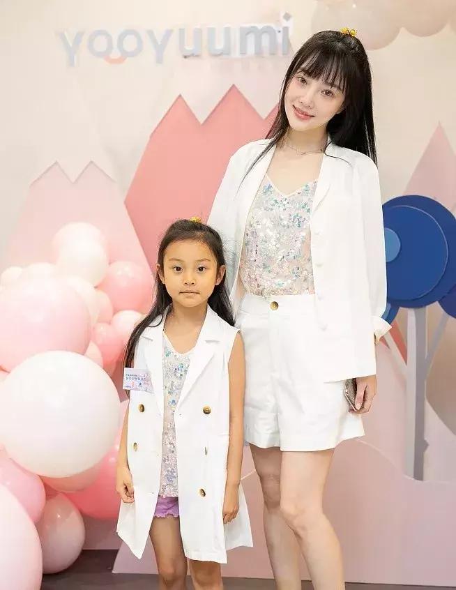 甜馨怎么这么白了,甜馨为啥那么黑