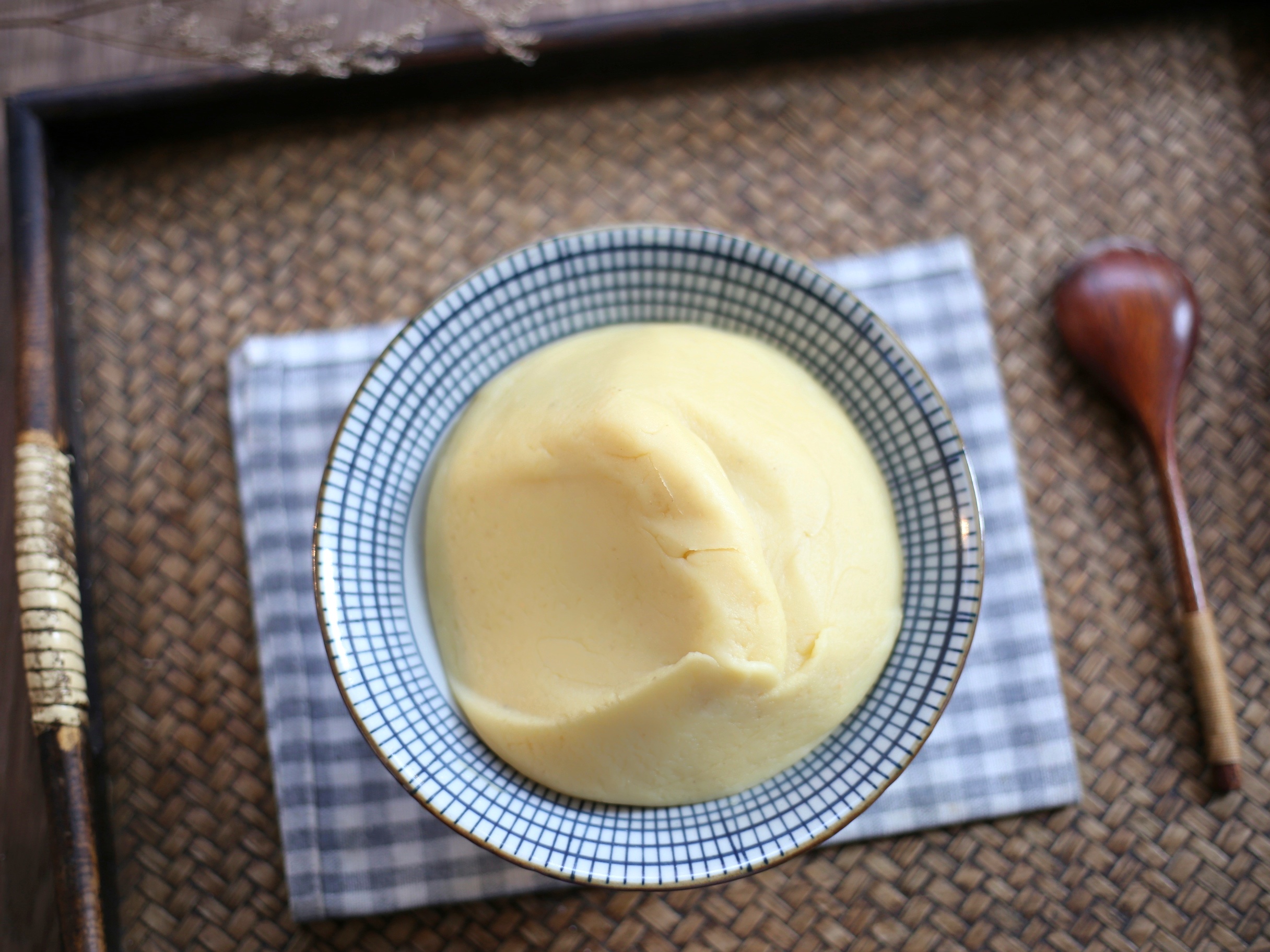 冰皮月饼绿豆沙馅料的做法,怎么样做出来的绿豆沙口感好