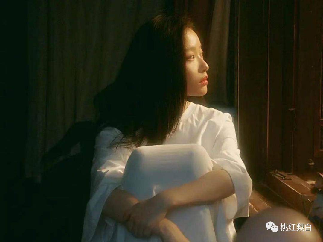 刚谈恋爱就给女生花很多钱,刚谈恋爱就花很多钱