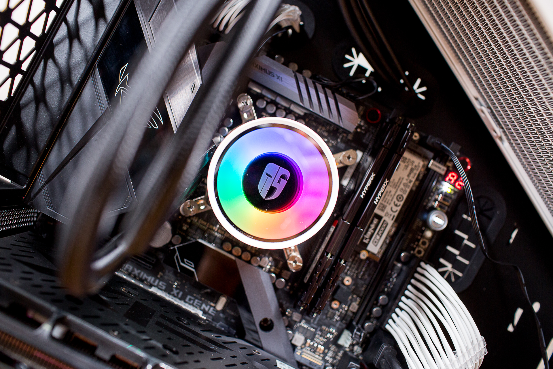 i9-9900K+5600XT主机日常是更适合工作还是游戏？MOD机箱装机分享