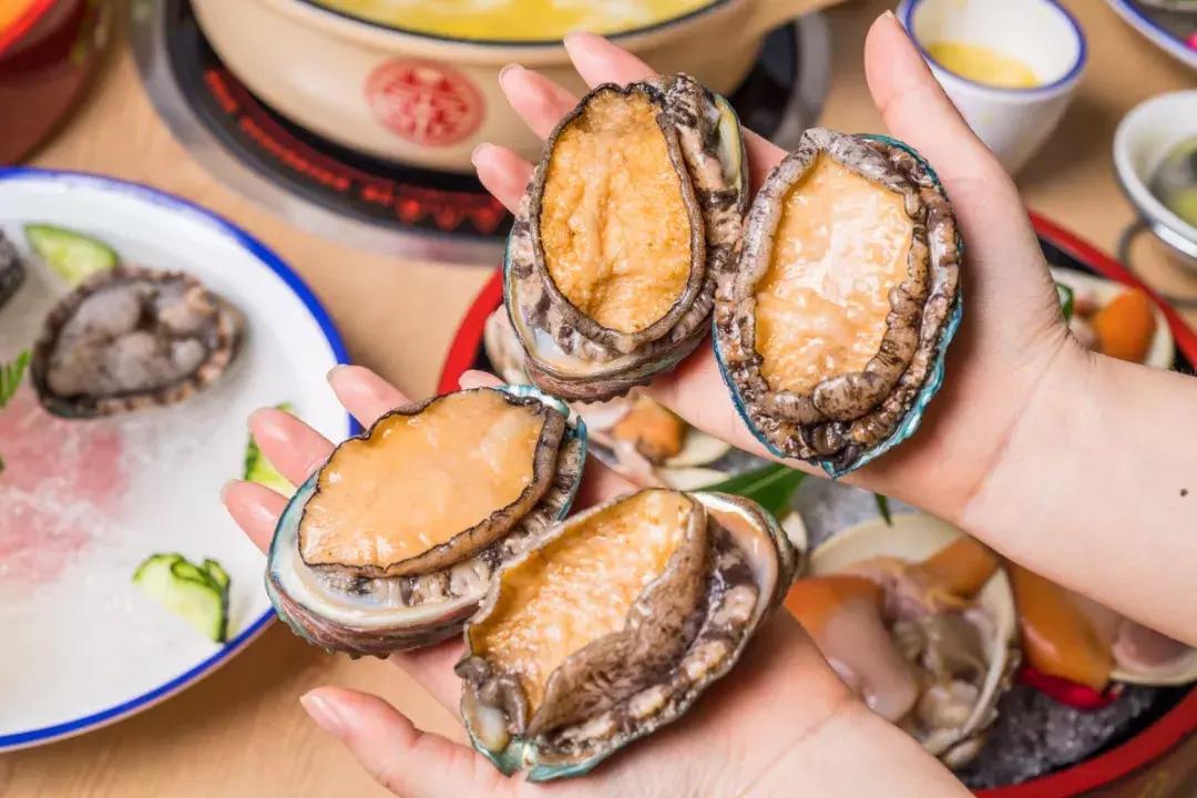 曝光魔都这家“Lamer火锅”，锅底免费送，鲍鱼不要钱！