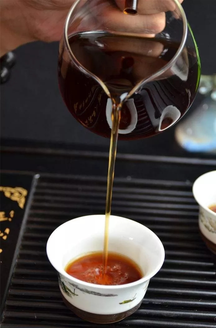 茶桌上的礼仪和说话技巧,茶桌礼仪培训机构哪家好