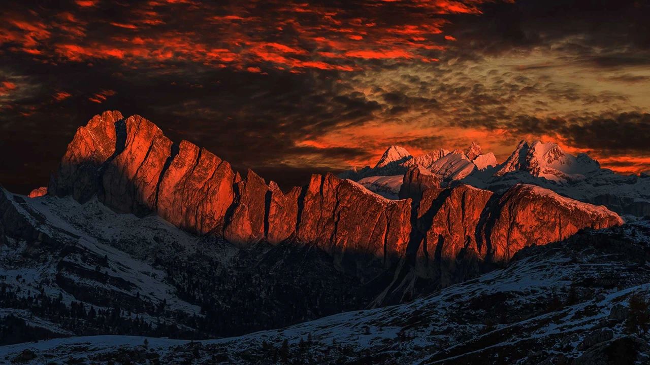 冬季的庭院景观,美丽如画的自然景观让人心旷神怡