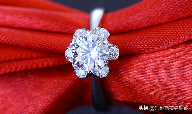 2克拉d级钻戒市场价格,2克拉蒂芙尼钻戒价格