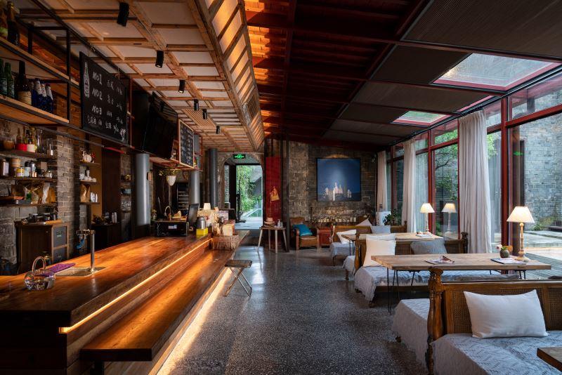 臻选人文度假品牌开山之作，惊艳问世，与月途看尽婺源千面之美