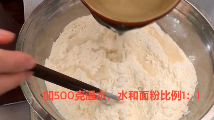 纯玉米面最好吃的简单做法,玉米面这样做比肉还好吃