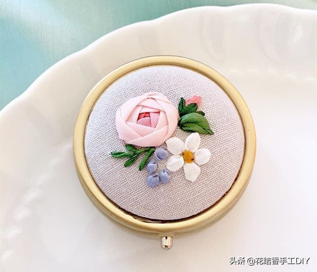 卷线绣的手工刺绣针法教程,喜字刺绣丝带绣