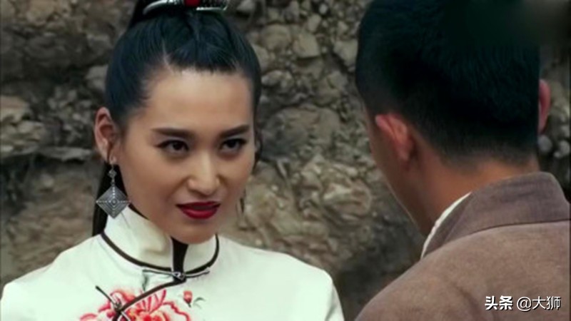 乱世英雄起四方沙家浜歌词,乱世英雄起四方是什么意思